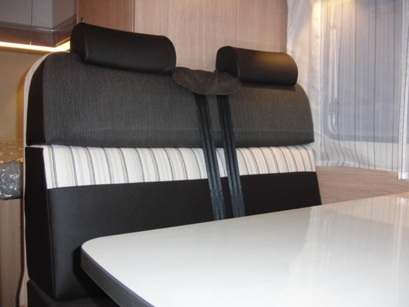 D67BF2D7-9E23-4070-AA3A-8C3FA6061E56