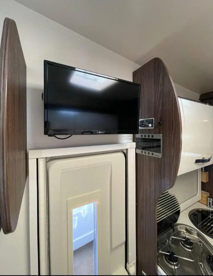 WhatsApp Image 2026-04-26 at 10.32.35 (1)